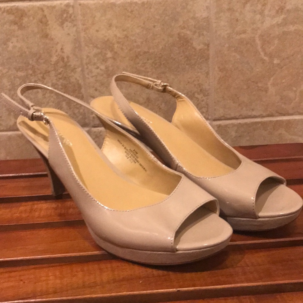 Nine West patent slingbacks